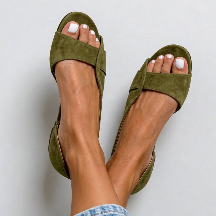 Nuria | Sandali casual in pelle scamosciata senza tacco