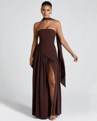 Elara™ | Abito Maxi Scultoreo con Scollo Halter e Spacco Profondo