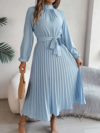 Serena™ – Abito Midi Plissettato con Maniche Lunghe e Cinturaa